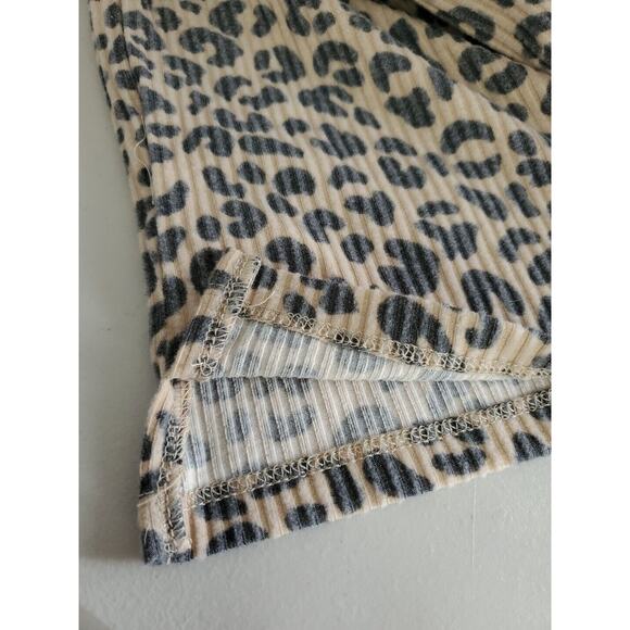 Angels Forever Young Hoodie Shirt Womens Large Brown Animal Print New - Picture 9 of 16